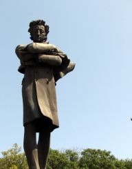 Monument of Nikoloz Baratashvili, Tbilisi